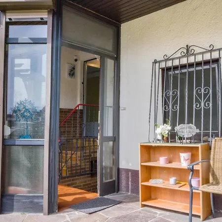 Ferienhaus Gemuetliches Altes Haeus'chen