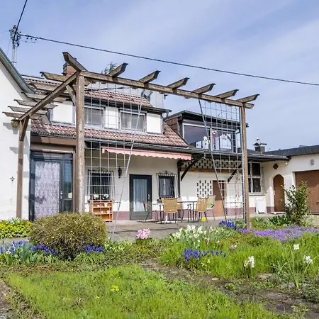 Gemuetliches Altes Haeus'chen Ferienhaus *